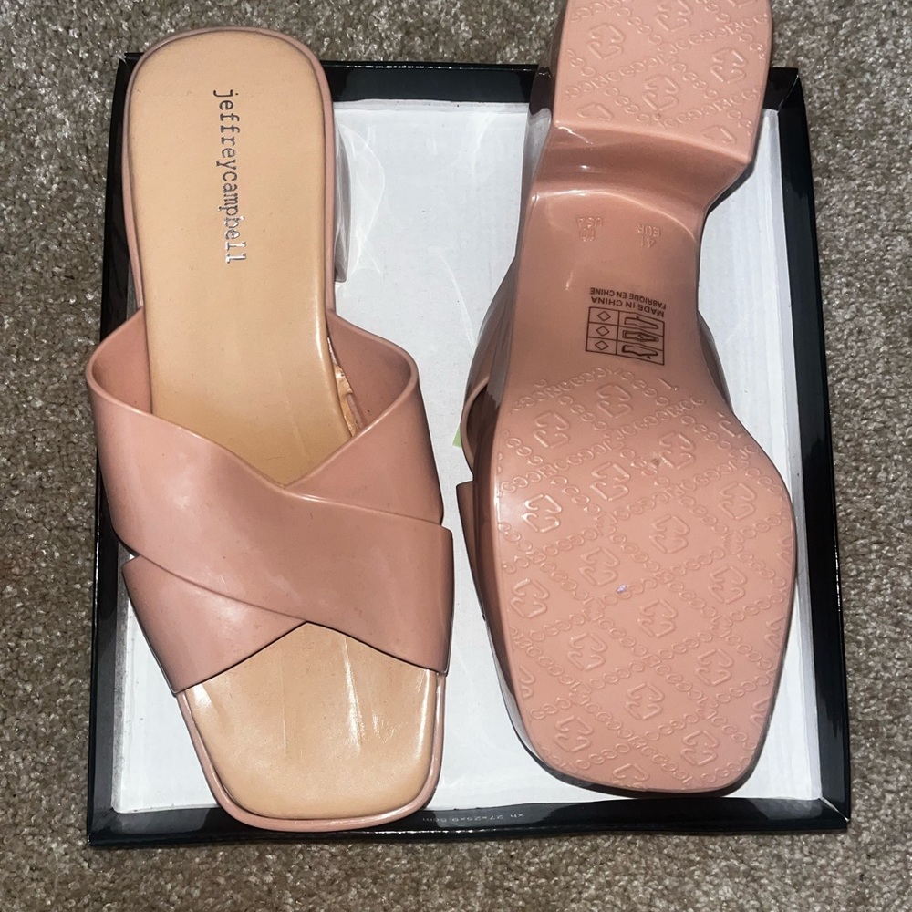BRAND NEW JEFFREY CAMPBELL sandals